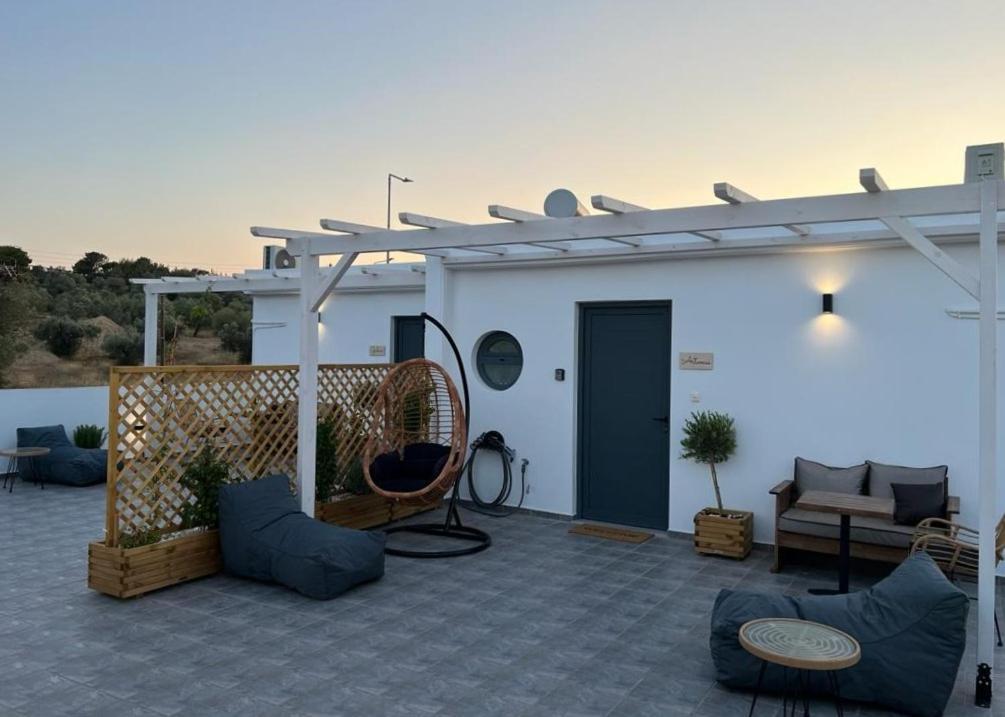 Airport Luxury Stay Artémida Eksteriør bilde