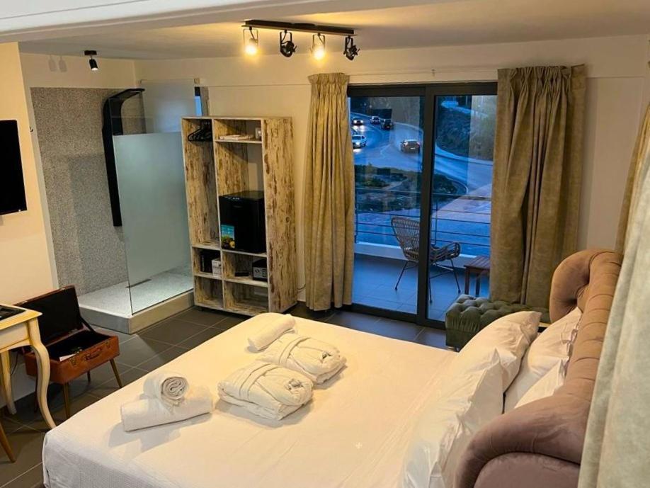 Airport Luxury Stay Artémida Eksteriør bilde
