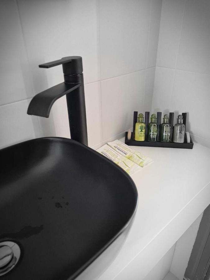 Airport Luxury Stay Artémida Eksteriør bilde
